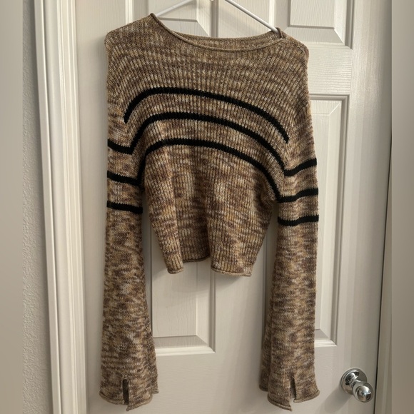 Vintage fall brown tan sweater with bell sleeves - Picture 1 of 2